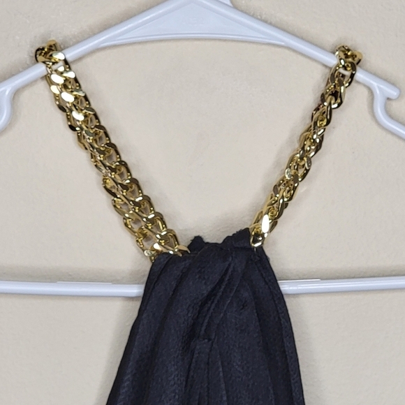 Everyday Chic Boutique | Black Gold Chain Halter Top with Keyhole Front & Back - Picture 2 of 6